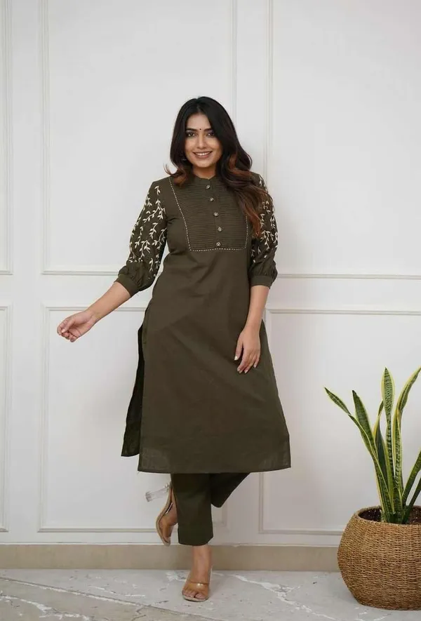 Women_S_Cotton_Embroidered_Kurti_With_Pant