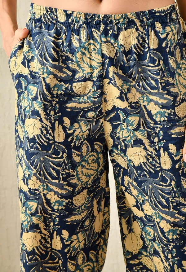 Women_S_Cotton_Floral_Printed_Lapel_Collar_Night_Suit