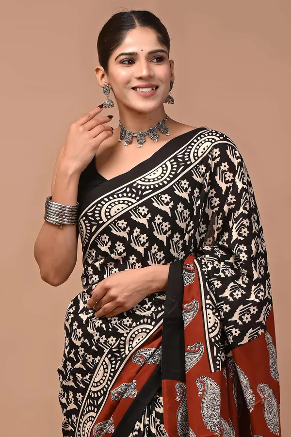 Mulmul_Cotton_Printed_Saree_With_Blouse_Piece