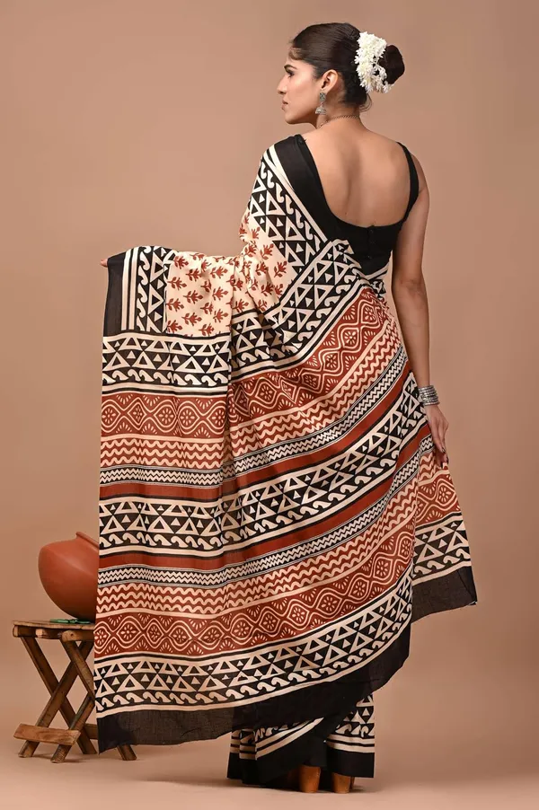 Mulmul_Cotton_Printed_Saree_With_Blouse_Piece
