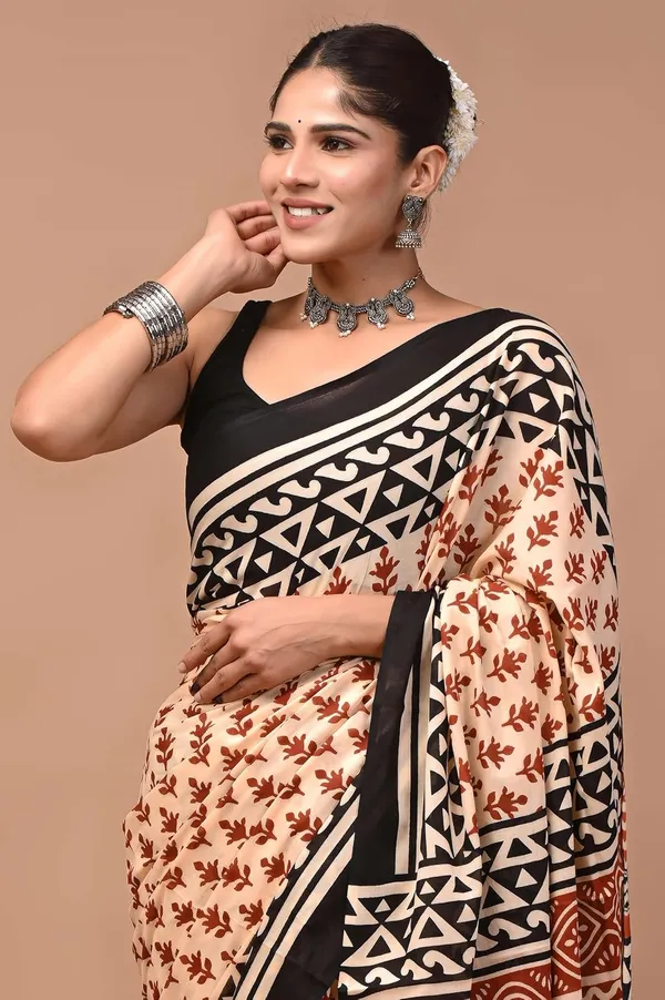 Mulmul_Cotton_Printed_Saree_With_Blouse_Piece