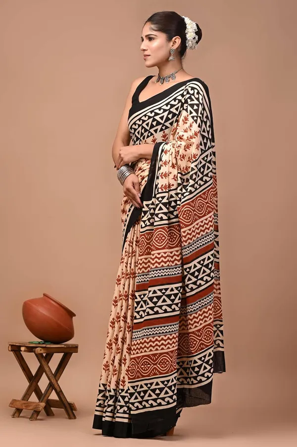 Mulmul_Cotton_Printed_Saree_With_Blouse_Piece