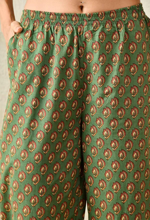 Women_S_Cotton_Floral_Printed_Lapel_Collar_Night_Suit