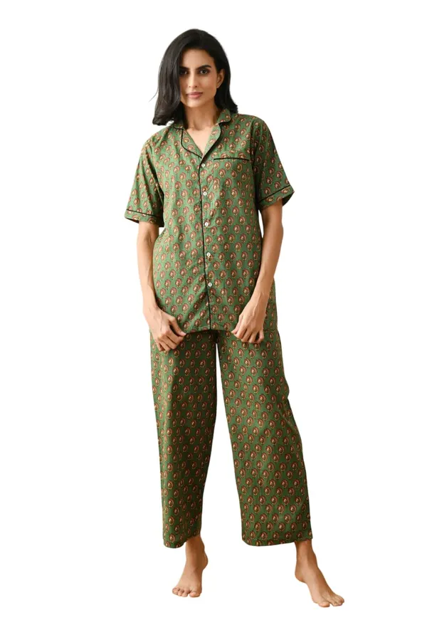 Women_S_Cotton_Floral_Printed_Lapel_Collar_Night_Suit