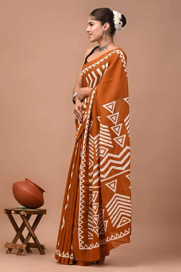 Mulmul_Cotton_Printed_Saree_With_Blouse_Piece