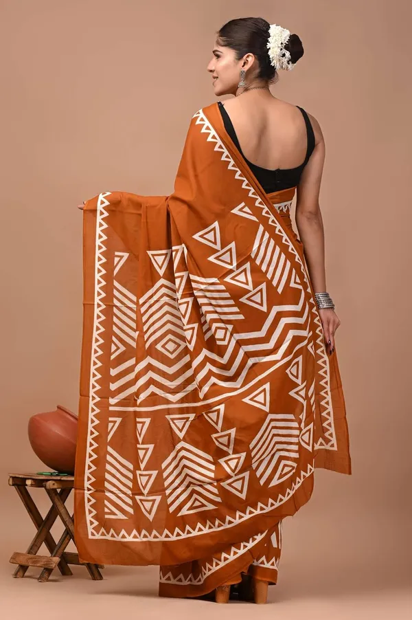 Mulmul_Cotton_Printed_Saree_With_Blouse_Piece