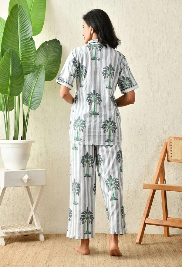 Women_S_Cotton_Floral_Printed_Lapel_Collar_Night_Suit