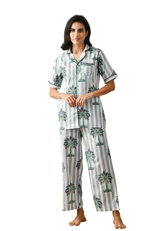 Women_S_Cotton_Floral_Printed_Lapel_Collar_Night_Suit