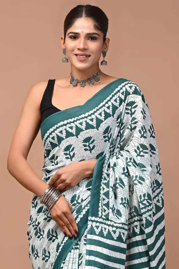 Mulmul_Cotton_Printed_Saree_With_Blouse_Piece