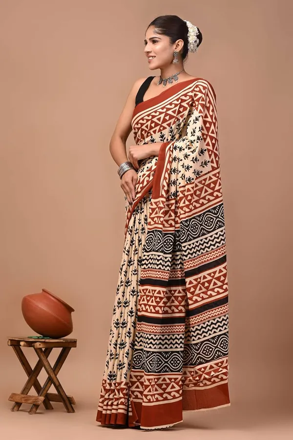 Mulmul_Cotton_Printed_Saree_With_Blouse_Piece