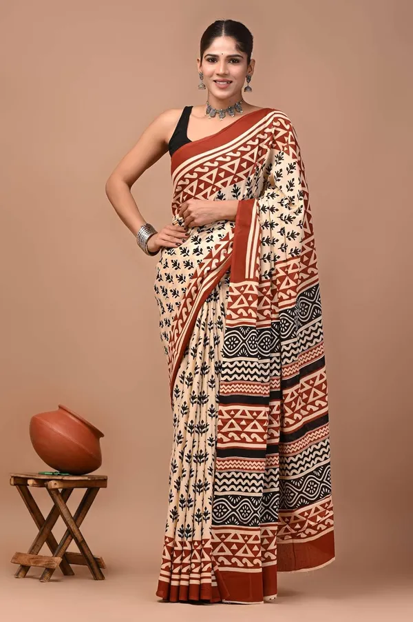 Mulmul_Cotton_Printed_Saree_With_Blouse_Piece
