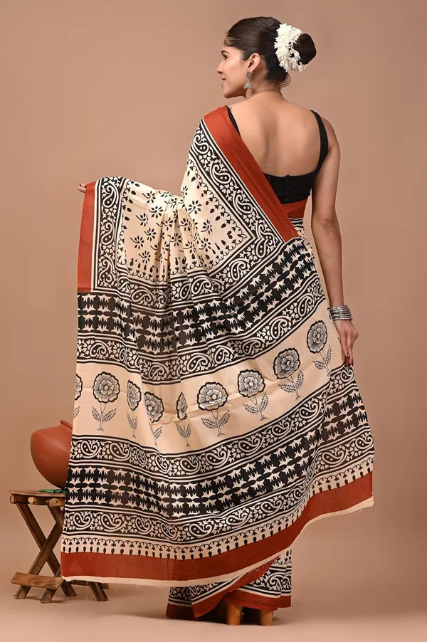Women_S_Mulmul_Cotton_Hand_Block_Printed_Saree_With_Blouse_Piece