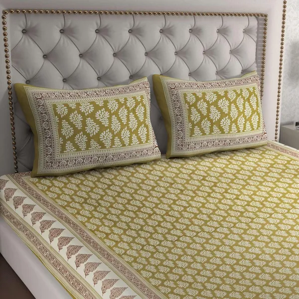 Cotton_Printed_Bedsheet_Set_With_Pillow_Covers