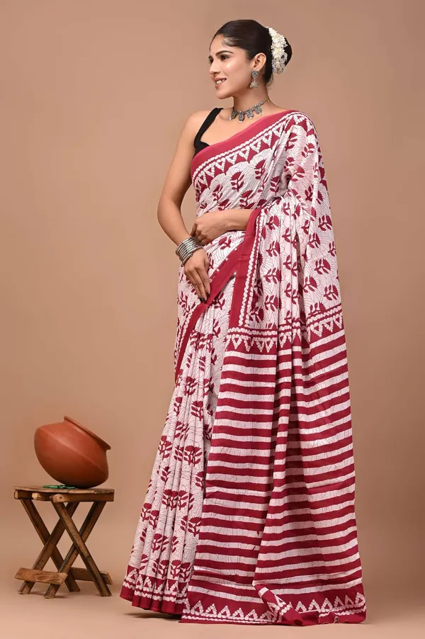 Women_S_Mulmul_Cotton_Hand_Block_Printed_Saree_With_Blouse_Piece