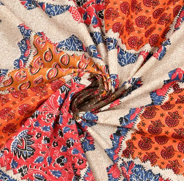 Cotton_Jaipuri_Sanganeri_Print_Bedsheet_Set_With_Pillow_Covers