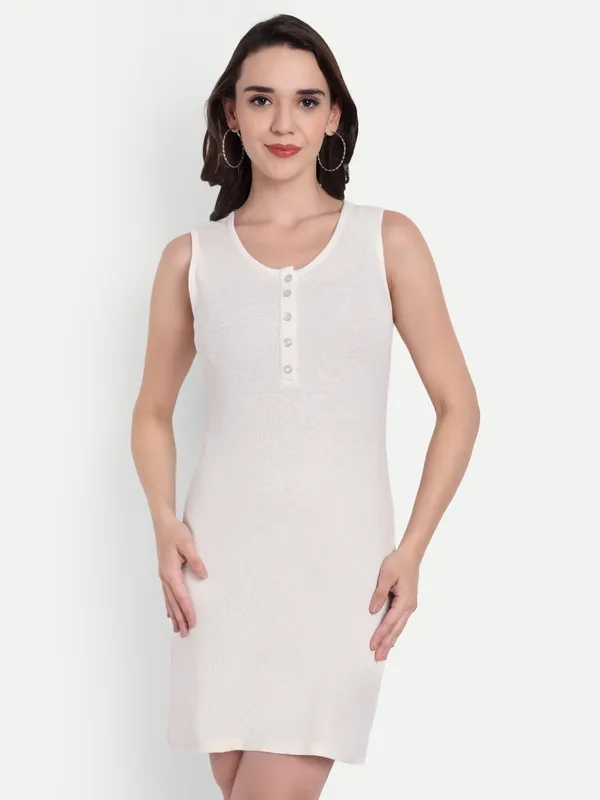 White_Hosiery_Tunic_For_Women