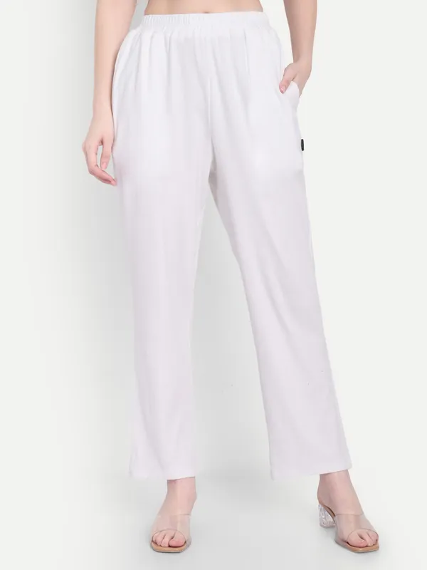 White_Hosiery_Pajama_For_Women