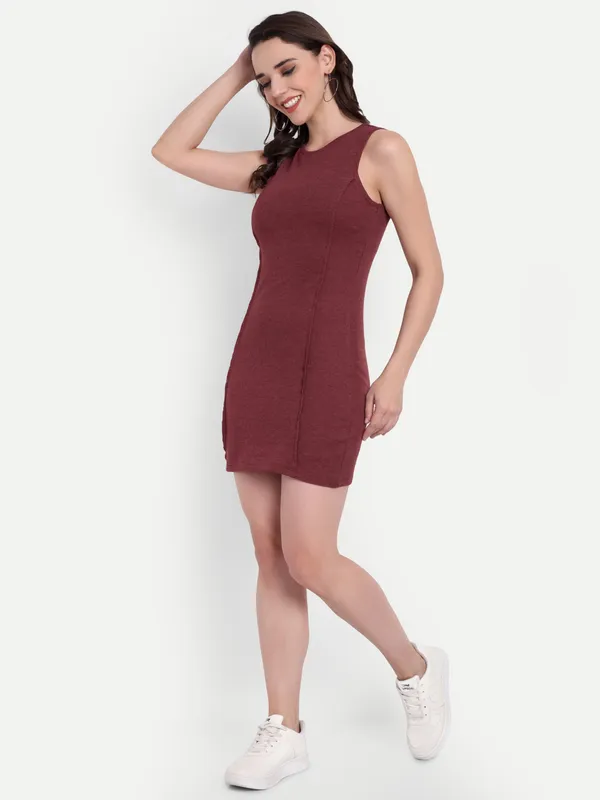 Maroon_Baffle_Tunic_For_Women
