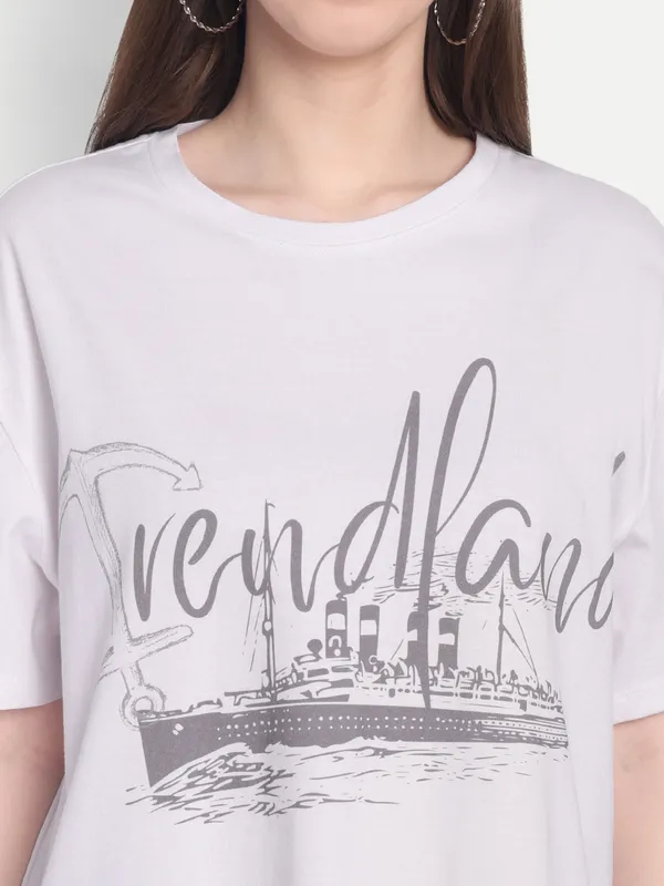 White_Hosiery_T-Shirt_For_Women