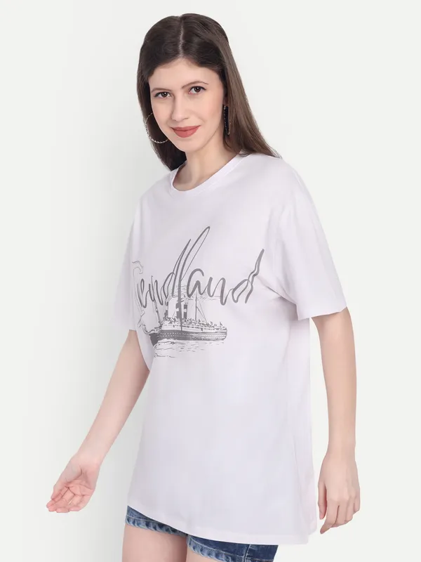 White_Hosiery_T-Shirt_For_Women