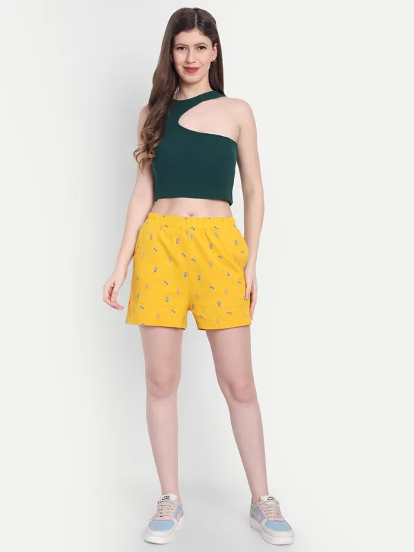 Yellow_Hosiery_Shorts_For_Women