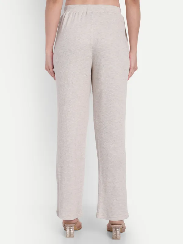 Off_White_Hosiery_Pajama_For_Women