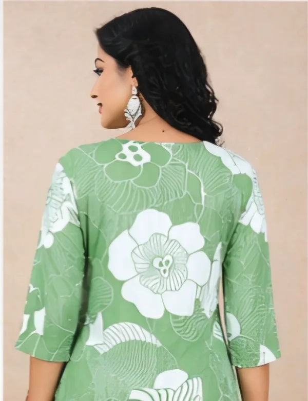Green_Rayon_Kurti_For_Women