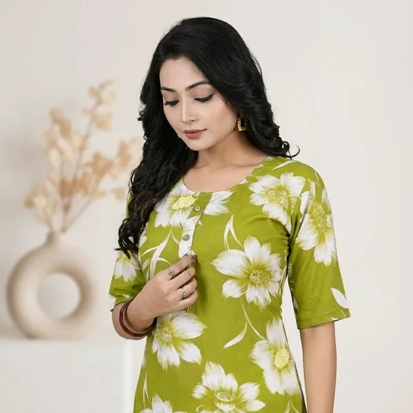 Pista_Green_Rayon_Kurti_For_Women