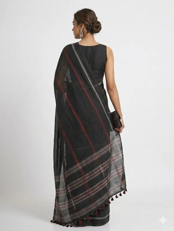 Black_Soft_Cotton_Saree_with_Ethnic_Woven_Border