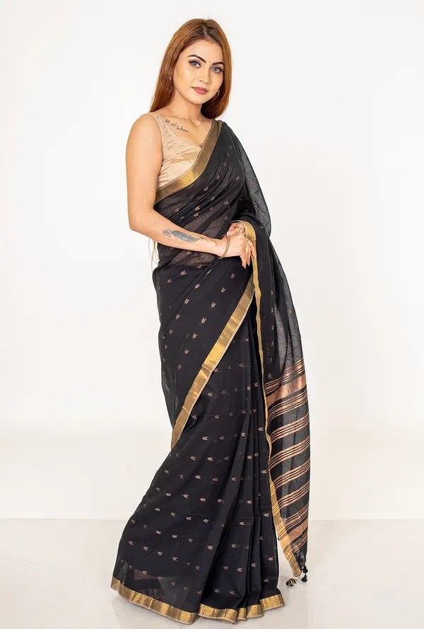 Black_mul_cotton_Saree_with_Zari_Border