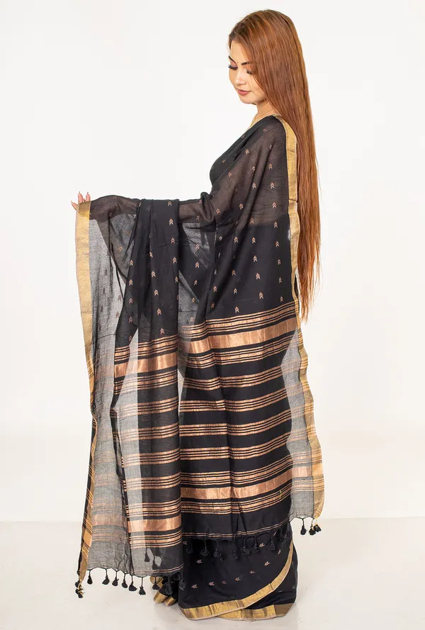 Black_mul_cotton_Saree_with_Zari_Border
