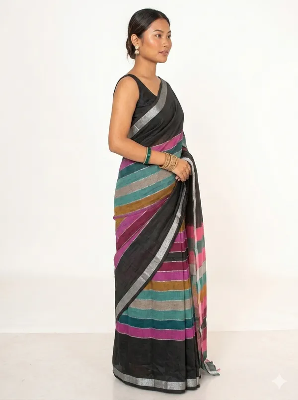 Checked_Cotton_Blend_Saree_with_Silver_Zari_Border