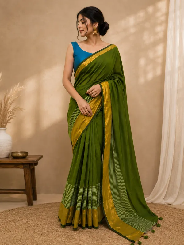 Cotton_Blend_Saree_with_Golden_Zari_Border