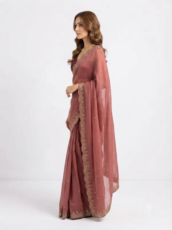 Designer_Saree_with_Delicate_Golden_Embroidered_Border_and_Subtle_Floral_Butti_Pattern_for_Women