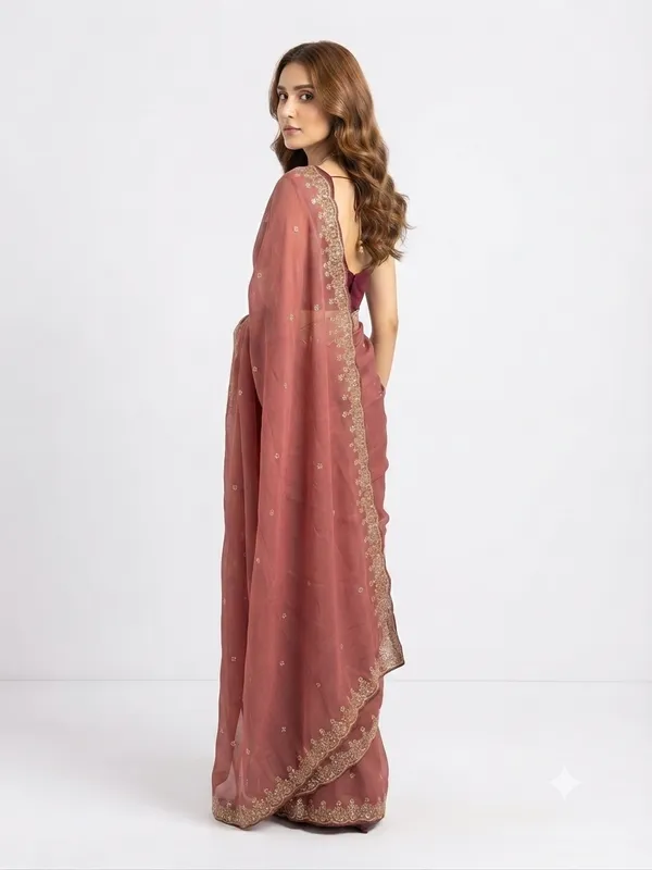 Designer_Saree_with_Delicate_Golden_Embroidered_Border_and_Subtle_Floral_Butti_Pattern_for_Women