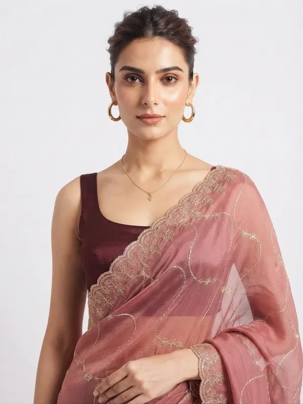Designer_Saree_with_Delicate_Golden_Floral_Embroidered_Border_and_Intricate_Curved_Vine_Pattern_for_Women
