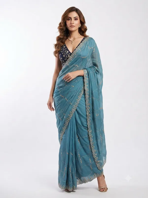 Designer_Saree_with_Intricate_Golden_Embroidered_Border_and_Delicate_Curved_Floral_Pattern_for_Women