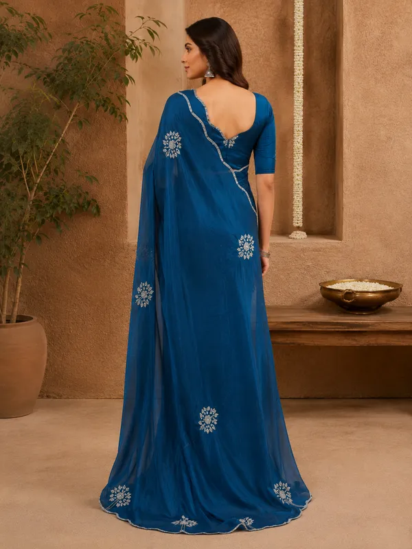 Designer_Saree_with_Intricate_Swarovski_Work