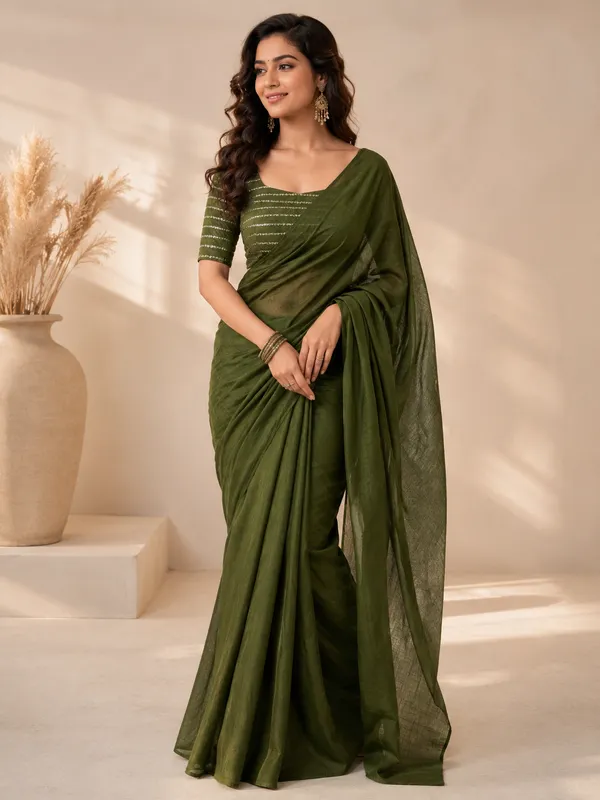 Designer_Saree_with_Subtle_Textured_Pattern_for_Women