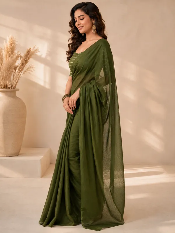 Designer_Saree_with_Subtle_Textured_Pattern_for_Women