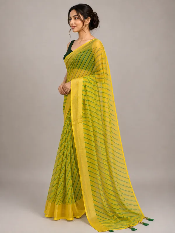 Elegant_Leheriya_Printed_Saree_with_Beautiful_Traditional_Pattern