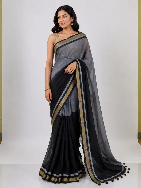 Grey_and_black_cotton_sari_with_zari_border