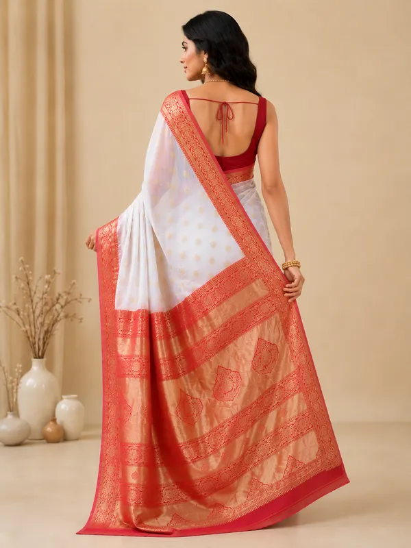 Soft_Silk_Zari_Woven_White_Saree