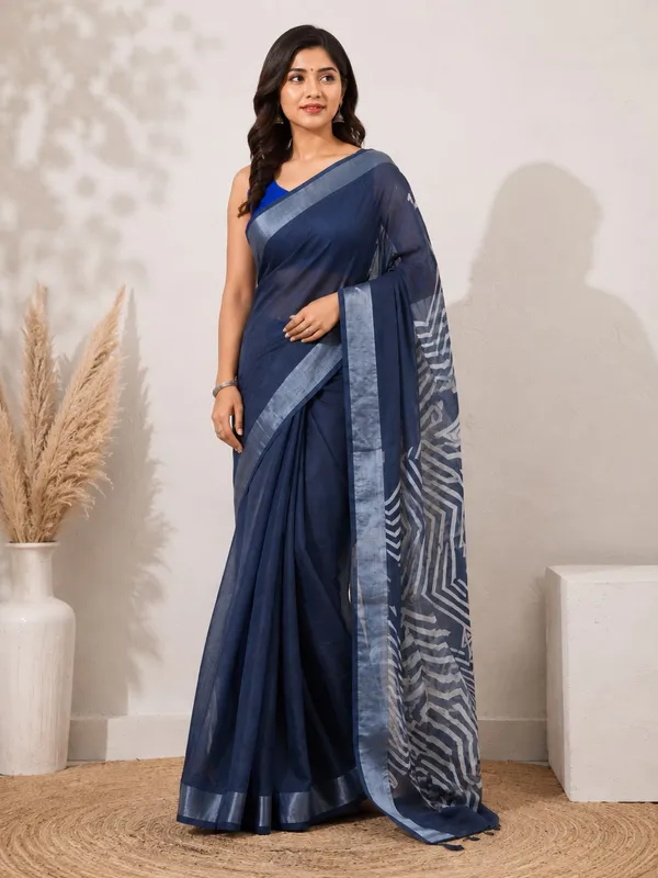 Printed_Designer_Saree_with_Elegant_Zari_Border_for_Festive_Wear
