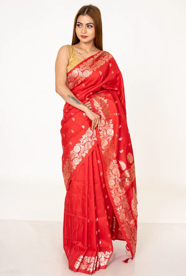 Semi_Silk__zari_woven_Saree