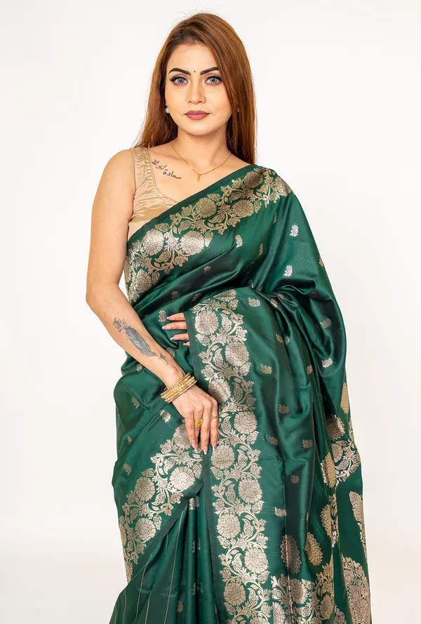 Semi_silk_zari_woven__saree