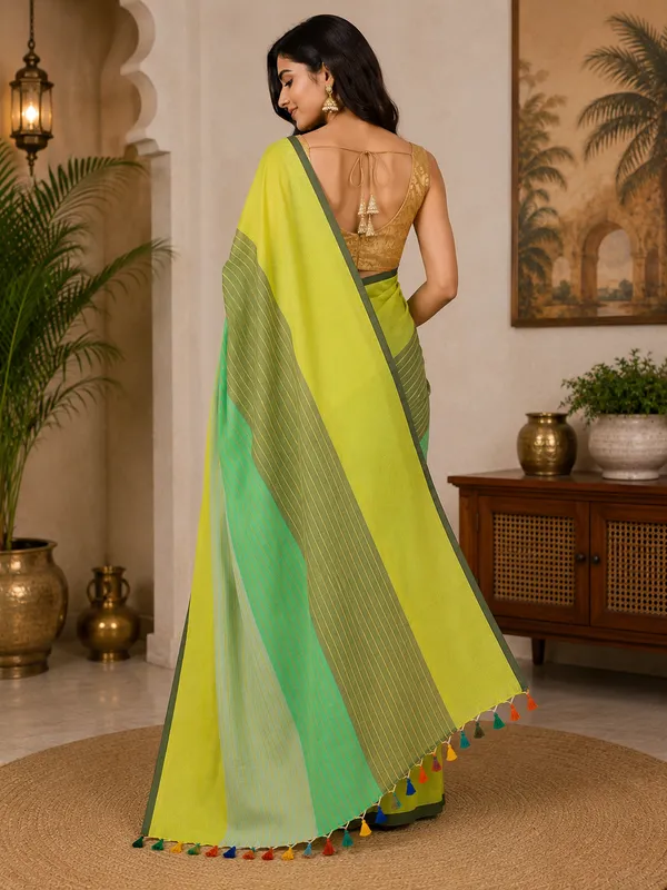 Striped_Cotton_Blend_Saree_with_Multicolor_Tassels