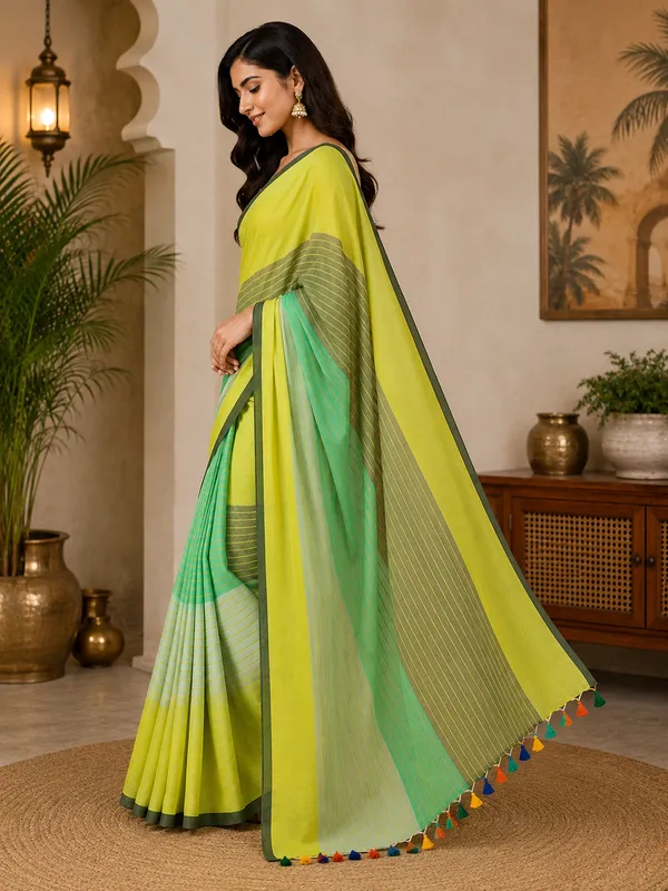 Striped_Cotton_Blend_Saree_with_Multicolor_Tassels