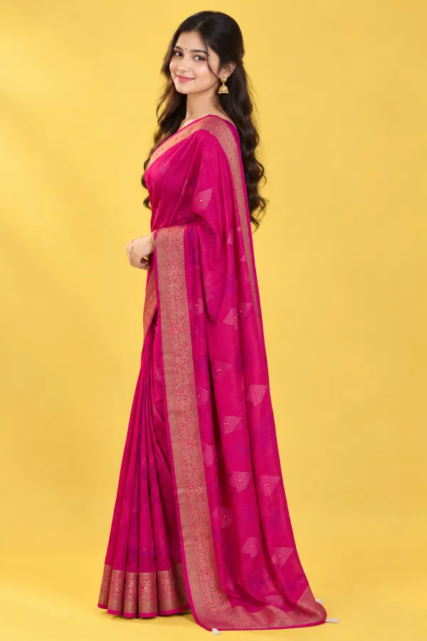 Trendy_Cotton_Blend_Saree