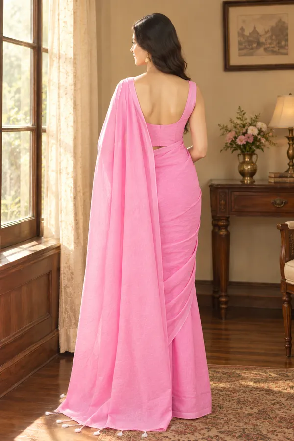 Pink__cotton_blend_saree_with_beautiful_tassels_details